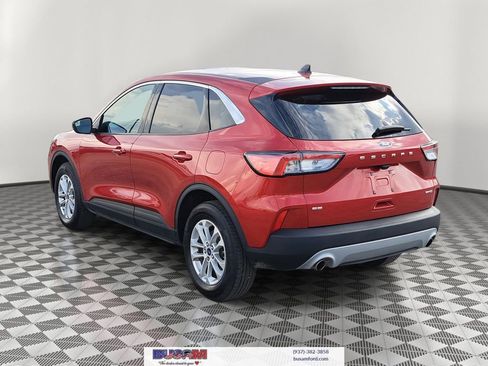 Used 2022 Ford Escape SE w/ Convenience Package image 3