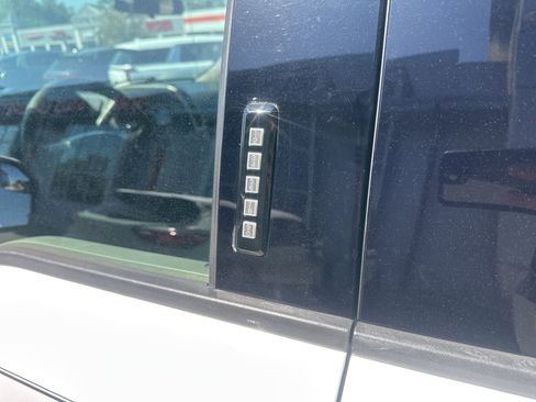 Used 2018 Ford F150 XLT image 18