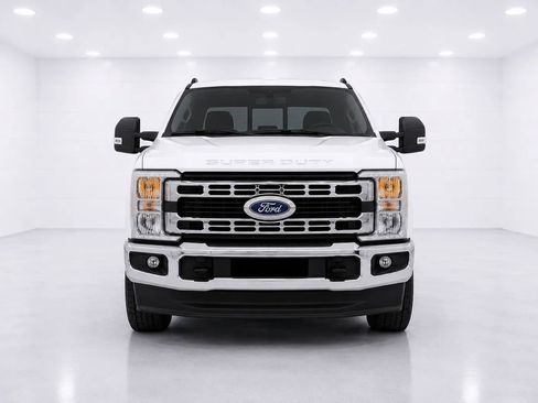 Used 2024 Ford F350 XLT AWD/4WD image 8