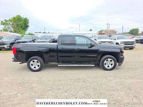 Used 2018 Chevrolet Silverado 1500 LT w/ All Star Edition AWD/4WD image 6