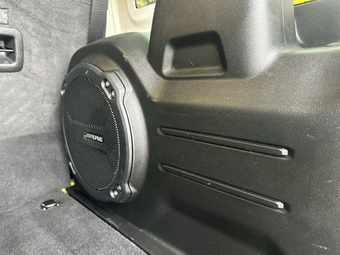 Used 2023 Jeep Wrangler Unlimited w/ Cold Weather Group image 36