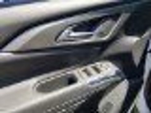 New 2025 Chevrolet Traverse LT image 16