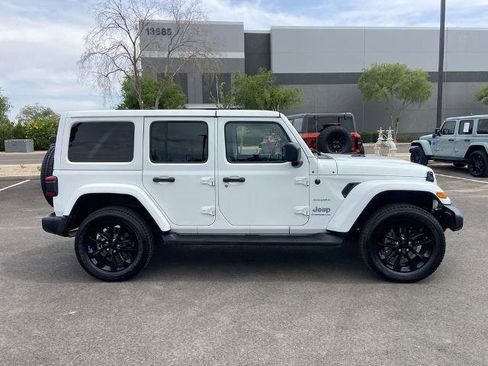 New 2023 Jeep Wrangler Unlimited Sahara w/ Cold Weather Group AWD/4WD image 2