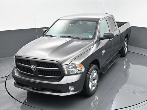 Used 2019 RAM 1500 Express w/ Express Value Package AWD/4WD image 19