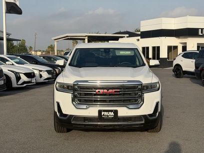 Used 2023 GMC Acadia SLE