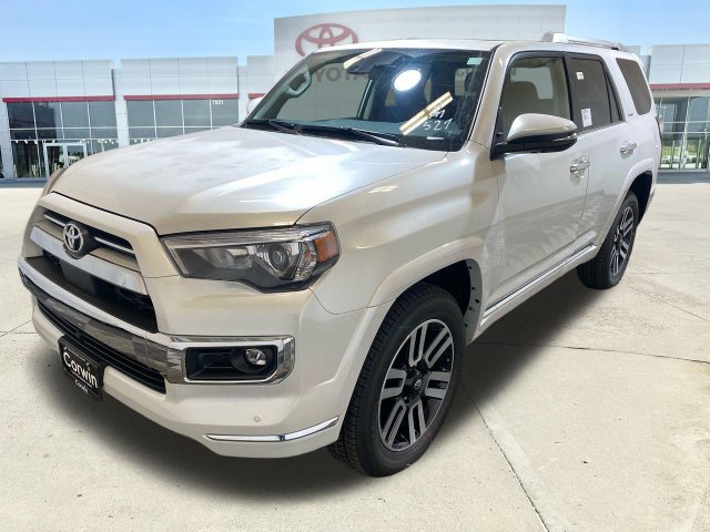 Used 2024 Toyota 4Runner Limited AWD/4WD image 5