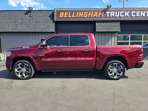 Used 2022 RAM 1500 Limited w/ Body-Colour Bumper Group AWD/4WD image 2