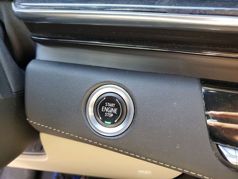 Used 2023 Cadillac Escalade Premium Luxury w/ Performance Package AWD/4WD image 29