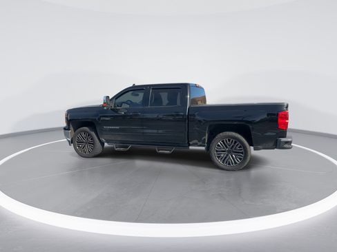 Used 2015 Chevrolet Silverado 1500 LT w/ LT Convenience Package image 6