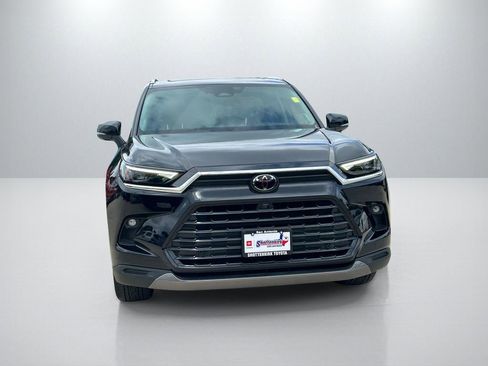 Used 2024 Toyota Grand Highlander AWD image 2