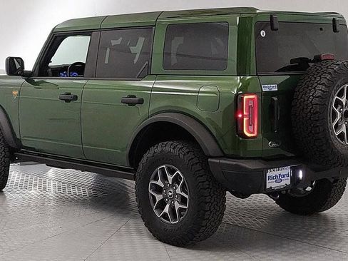 Certified 2025 Ford Bronco Badlands AWD/4WD image 4