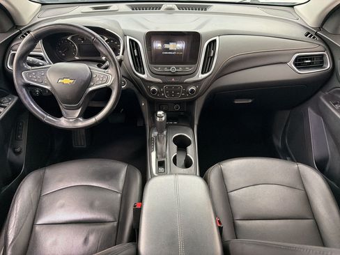 Used 2018 Chevrolet Equinox Premier FWD image 16