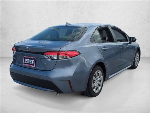 Certified 2021 Toyota Corolla LE image 5
