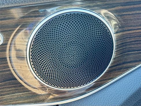 Used 2018 Mercedes-Benz C 300 Sedan image 19