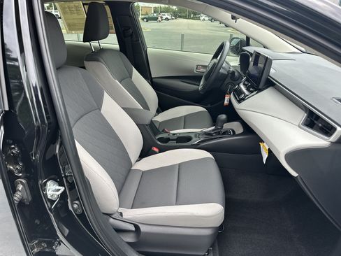 Certified 2026 Toyota Corolla LE FWD image 33