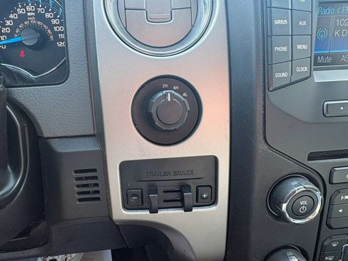 Used 2013 Ford F150 XLT w/ Luxury Equipment Group AWD/4WD image 14