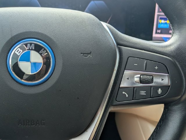 Used 2024 BMW i4 eDrive40 w/ Premium Package RWD image 22