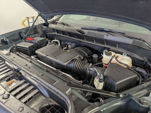 Used 2025 Chevrolet Silverado 1500 LTZ w/ Technology Package AWD/4WD image 35