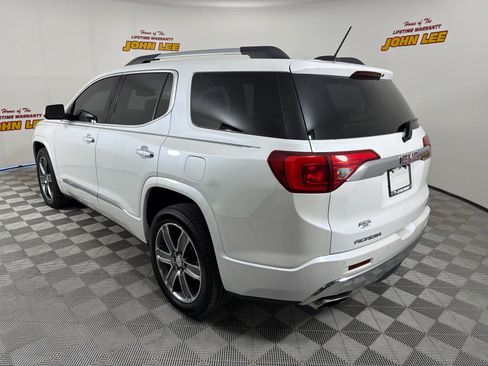 Used 2017 GMC Acadia Denali w/ Technology Package AWD/4WD image 3