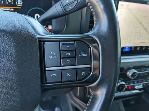 Used 2024 Ford F350 Platinum image 34