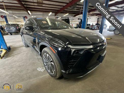 Used 2024 Chevrolet Blazer EV LT AWD/4WD image 1