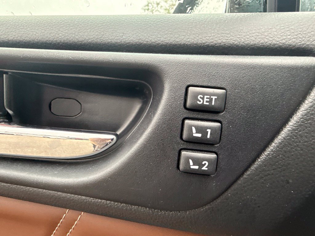 Used 2019 Subaru Outback 3.6R Touring AWD/4WD image 23