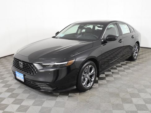 New 2026 Honda Accord EX-L image 10