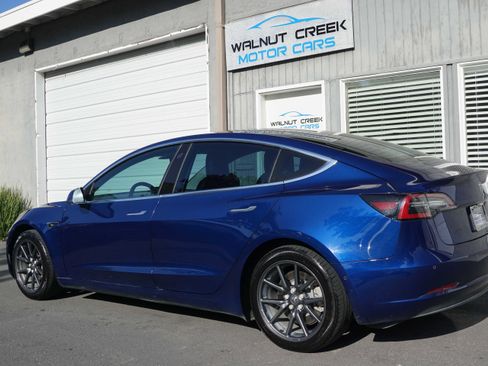 Used 2019 Tesla Model 3 Standard Range Plus RWD image 18
