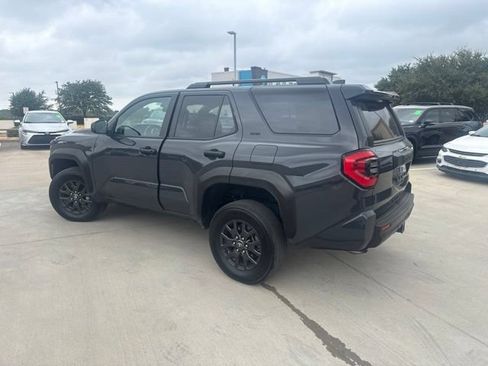 Used 2025 Toyota 4Runner SR5 RWD image 4