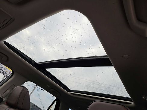 Used 2023 Honda Pilot Elite image 17