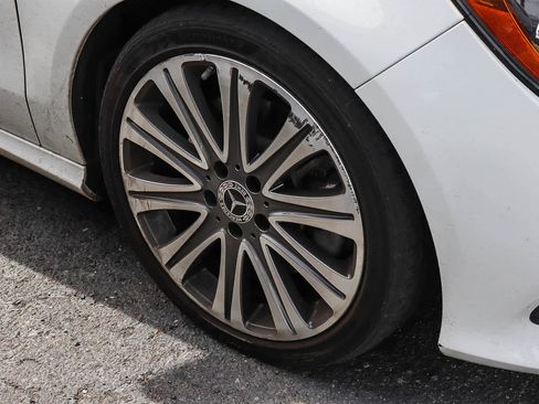 Used 2018 Mercedes-Benz CLA 250 image 4