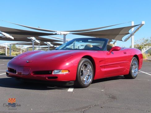Used 2004 Chevrolet Corvette Convertible w/ Preferred Equipment Group image 8