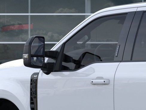 New 2026 Ford F250 XLT w/ XLT Premium Package AWD/4WD image 24