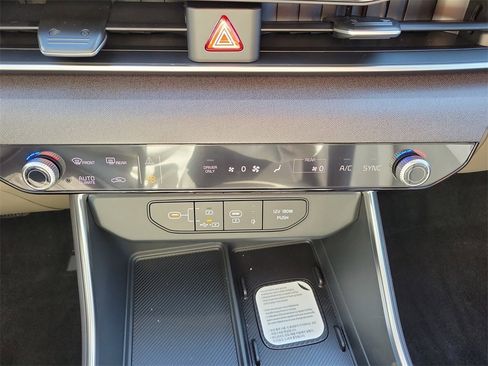 New 2026 Kia Carnival SX image 36