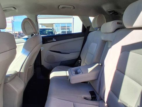 Used 2018 Hyundai Tucson SEL image 15