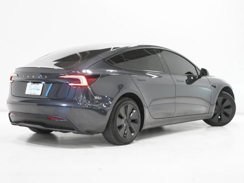 Used 2025 Tesla Model 3 Long Range image 7