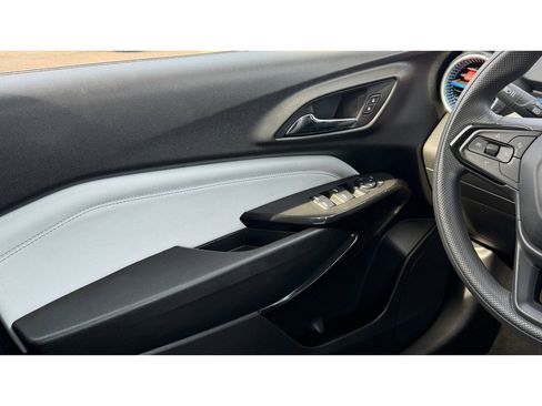 Certified 2024 Chevrolet Trax LT image 17