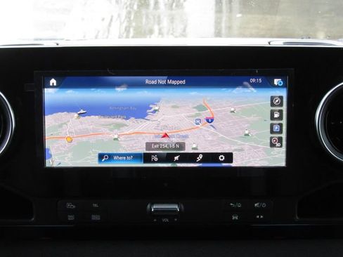 Used 2022 Mercedes-Benz Sprinter 2500 image 31