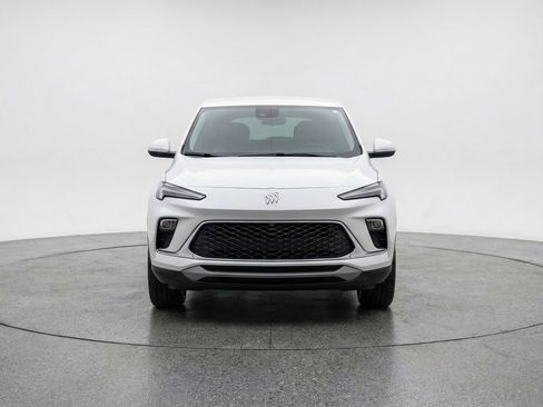 Used 2025 Buick Encore GX Preferred image 2