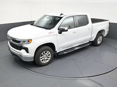 Used 2023 Chevrolet Silverado 1500 LT w/ Z71 Off-Road Package AWD/4WD image 12