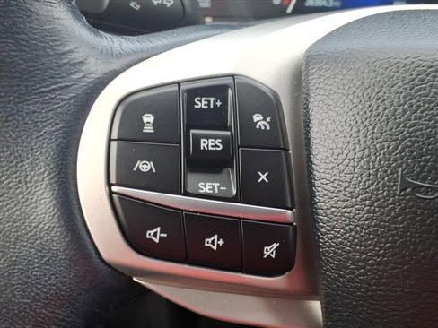 Certified 2023 Ford Explorer XLT w/ Equipment Group 202A image 24