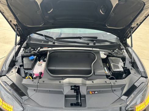 New 2025 Hyundai Ioniq 6 SE image 31