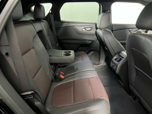 Used 2025 Chevrolet Blazer RS image 31