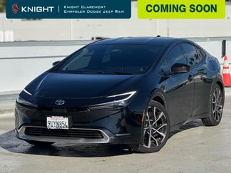 Used 2025 Toyota Prius XSE video 1