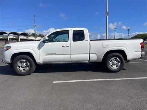 Used 2023 Toyota Tacoma 2WD Access Cab image 5