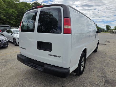 Used 2006 Chevrolet Express 1500 RWD image 9