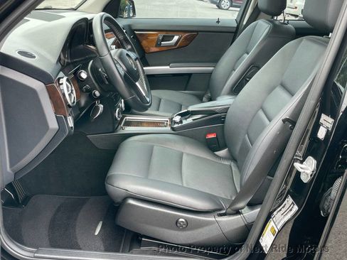 Used 2015 Mercedes-Benz GLK 350 2WD image 9
