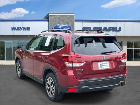 Certified 2024 Subaru Forester Premium AWD/4WD image 3