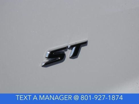 New 2026 Buick Enclave Sport Touring w/ Power Package image 11