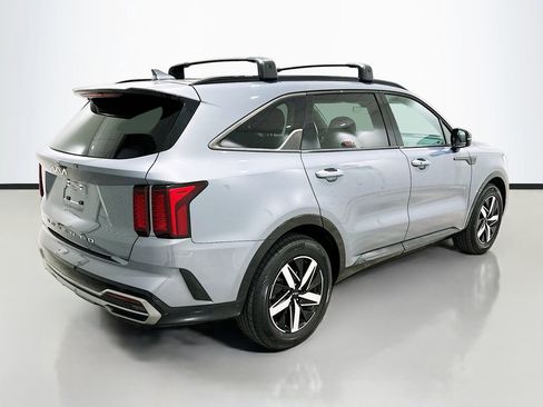 Used 2022 Kia Sorento S w/ Panoramic Sunroof Package image 7
